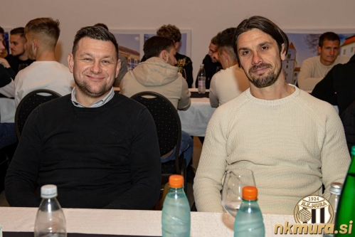 Pomočnika Damirja Čontale, Andrej Kvas in Milan Anđelković Pomočnika Damirja Čontale, Andrej Kvas in Milan Anđelković