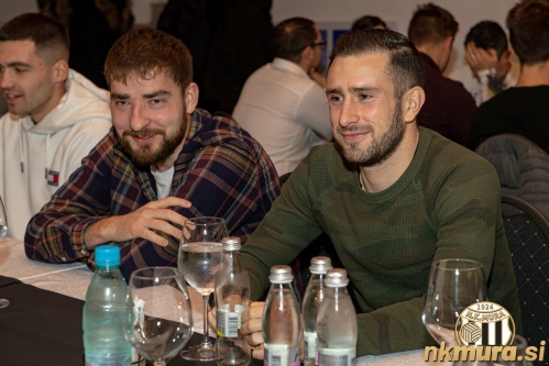 Nik Lorbek in Alen Kozar. Nik Lorbek in Alen Kozar.