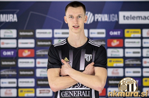 Jan Đapo je k Muri prišel v začetku leta 2022. Jan Đapo je k Muri prišel v začetku leta 2022.