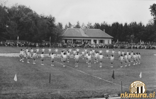 Na stadionu Sobote je 1. junija 1947 potekal fizkulturni dan, v sklopu katerega so nogometaši odigrali tekmo z Jugoslovansko armado. Na stadionu Sobote je 1. junija 1947 potekal fizkulturni dan, v sklopu katerega so nogometaši odigrali tekmo z Jugoslovansko armado.