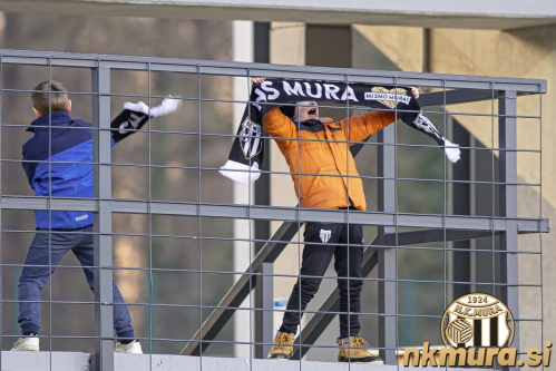 Ko čustva privrejo na plano tudi najmlajšim. Na tekmi Mura : Bravo, 13. februarja 2022.