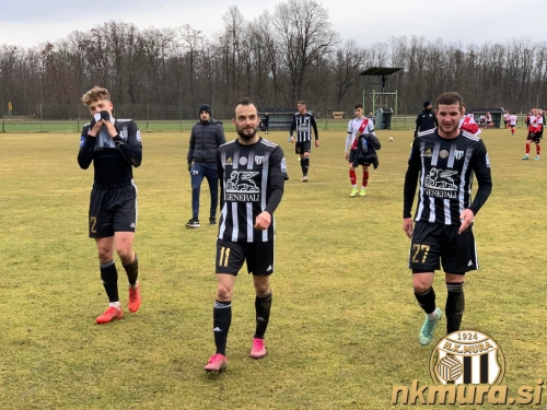 Od leve: Kai Cipot, Žiga Kous in Žiga Škoflek. Od leve: Kai Cipot, Žiga Kous in Žiga Škoflek.