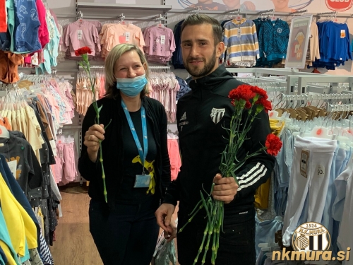 Nogometaši Mure v BTC-ju Murska Sobota. Nogometaši Mure v BTC-ju Murska Sobota.