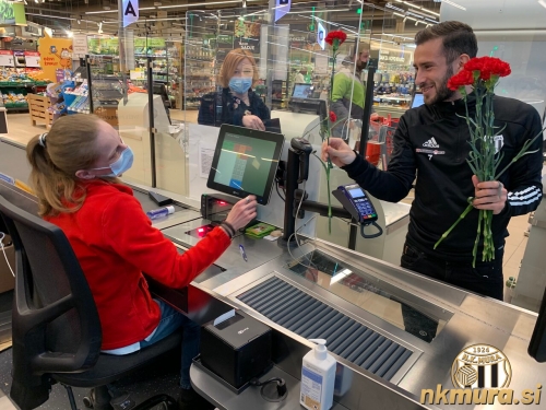 Nogometaši Mure v BTC-ju Murska Sobota. Nogometaši Mure v BTC-ju Murska Sobota.