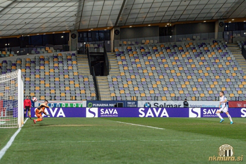 Zadetek Tomija Horvata iz enajstmetrovke.