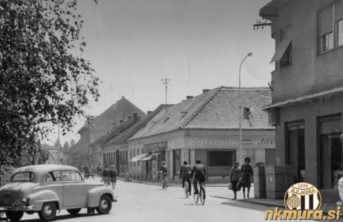 Takšen je bil nekoč pogled na današnjo Kocljevo ulico v Murski Soboti. Takšen je bil nekoč pogled na današnjo Kocljevo ulico v Murski Soboti.