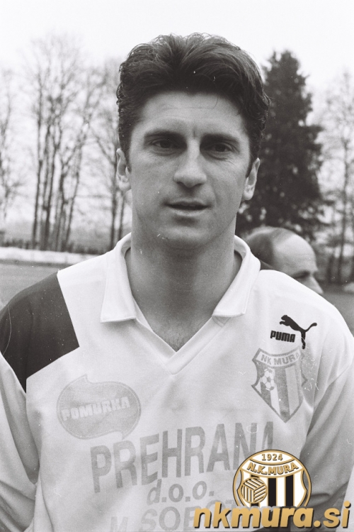 BojanTaneski1993.jpg Bojan Taneski leta 1993.