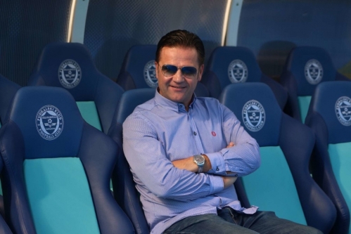 Haris Alihodžić je od konca igralske kariere leta 2005 vezan na Željezničar. Haris Alihodžić je od konca igralske kariere leta 2005 vezan na Željezničar.