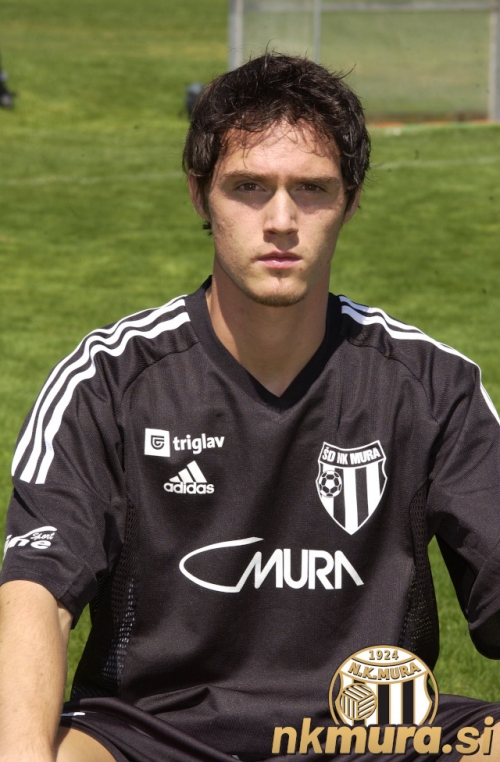 AlesMejac2003.jpg Aleš Mejač leta 2003.