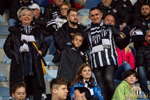 Mura je imela podporo tudi v Domžalah. Mura je imela podporo tudi v Domžalah.