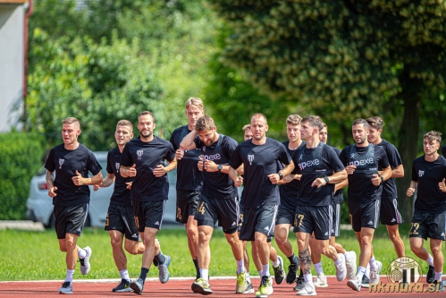 Trening je potekal na atletskem stadionu pri Osnovni šoli 1. Trening je potekal na atletskem stadionu pri Osnovni šoli 1.