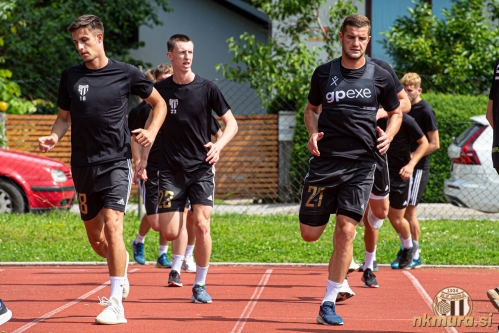 Vito Štrakl (levo) in Žiga Škoflek (desno). Vito Štrakl (levo) in Žiga Škoflek (desno).