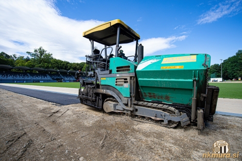 Polaganje asfalta na Fazaneriji.