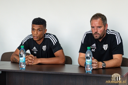 Darick Kobie Morris in Damir Čontala. Darick Kobie Morris in Damir Čontala.