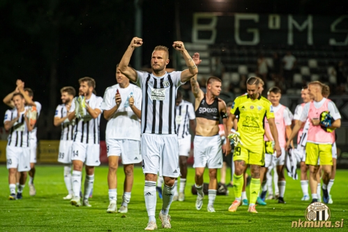 Po koncu tekme je Murašem odleglo. Po koncu tekme je Murašem odleglo.