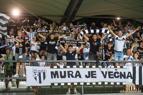 Tribune Fazanerije. Tribune Fazanerije.