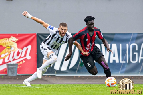 Dardan Shabanhaxhaj in Denis Kouao. Dardan Shabanhaxhaj in Denis Kouao.