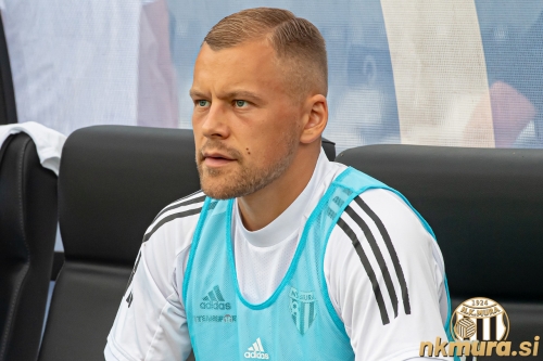 Domantas Šimkus na tekmi Mura : Maribor, 28. avgust 2022. Domantas Šimkus na tekmi Mura : Maribor, 28. avgust 2022.