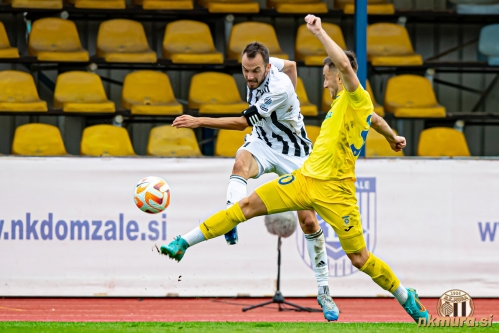 Žiga Kous in Enes Alić. Žiga Kous in Enes Alić.