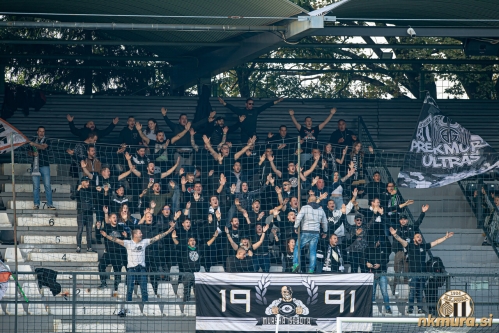 Navijaška skupina Black Gringos.