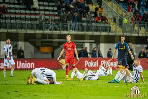 Razočarani Muraši po pokalnem izpadu. Razočarani Muraši po pokalnem izpadu.