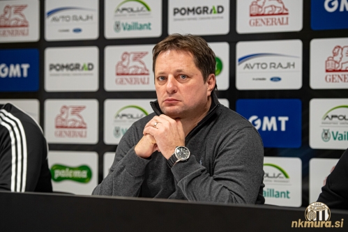 Predsednik Robert Kuzmič. Predsednik Robert Kuzmič.