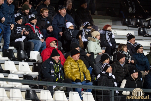 Pogled na tribune Fazanerije. Pogled na tribune Fazanerije.