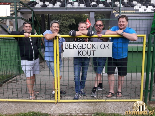 Pajdaši v Bergdoktor kouti. Od leve: Denis Rajbar, Igor Petkovič, Miran Forjanič, Stanko Prelec in Robert Kuzmič. Fotografija je nastala 13. julija 2019. Pajdaši v Bergdoktor kouti. Od leve: Denis Rajbar, Igor Petkovič, Miran Forjanič, Stanko Prelec in Robert Kuzmič. Fotografija je nastala 13. julija 2019.