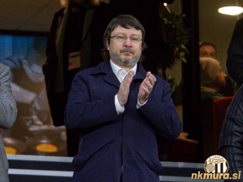 Anton Khozyainov na tekmi Rennes : Mura 4. novembra 2021.
