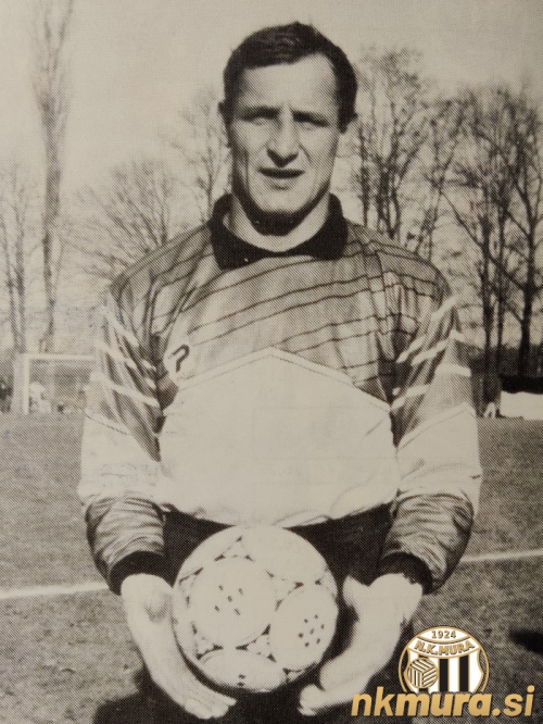 AnteJakovljevic1992.jpg Ante Jakovljevič leta 1992.