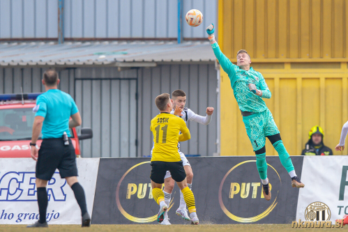 Klemen Mihelak je zaklenil Murino svetišče. Po vašem izboru je bil najboljši muraš proti Radomljam.