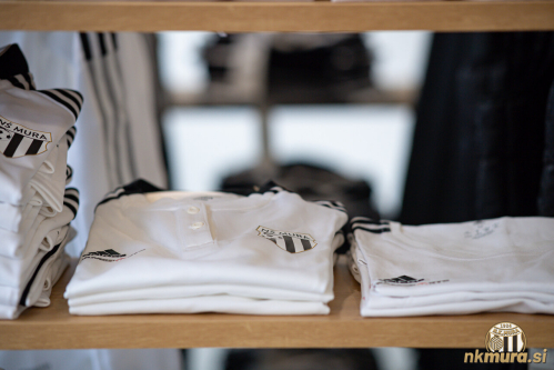 Artikli v čarno-bejli bauti. Artikli v čarno-bejli bauti.