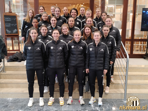 Zgornja vrsta: Lana Curman, Asja Cvetkovič, Teja Truntič,  Silva Bomfim Thalita Ellen, Neža Hrga, Lea Dolinar. Četrta vrsta: Lana Jakšič, Hana Serec, Evelina Kos, Lara Klopčič, Margita Vasović. Tretja vrsta De Jesus Matos Josilene, Ines Sok, Neli Hofman, Anja Eferl, Špela Rozmarič. Druga vrsta Ana Marija Kršljin Stojič, Živa Rakovec, Tija Šoštarič Karič, Kaja Horvat. Prva vrsta Lucija Kos, Kaja Korošec, Iva Kocijan, Špela Rozmarič. Zgornja vrsta: Lana Curman, Asja Cvetkovič, Teja Truntič,  Silva Bomfim Thalita Ellen, Neža Hrga, Lea Dolinar. Četrta vrsta: Lana Jakšič, Hana Serec, Evelina Kos, Lara Klopčič, Margita Vasović. Tretja vrsta De Jesus Matos Josilene, Ines Sok, Neli Hofman, Anja Eferl, Špela Rozmarič. Druga vrsta Ana Marija Kršljin Stojič, Živa Rakovec, Tija Šoštarič Karič, Kaja Horvat. Prva vrsta Lucija Kos, Kaja Korošec, Iva Kocijan, Špela Rozmarič.