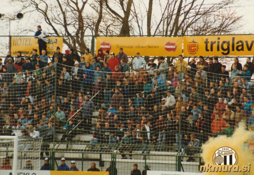 Pogled na novozgrajene tribune. Pogled na novozgrajene tribune.