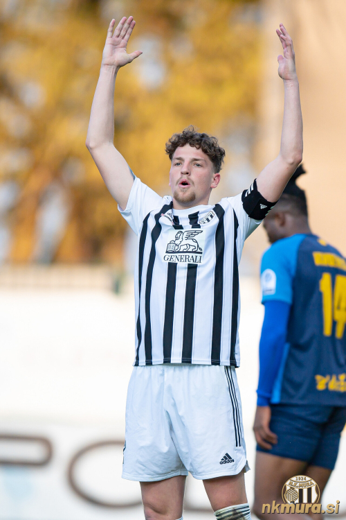 Kapetan Kai Cipot. Kapetan Kai Cipot.