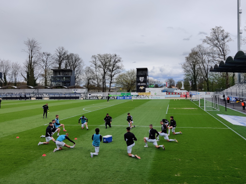 Ogrevanje pred tekmo Mura : Radomlje. Ogrevanje pred tekmo Mura : Radomlje.