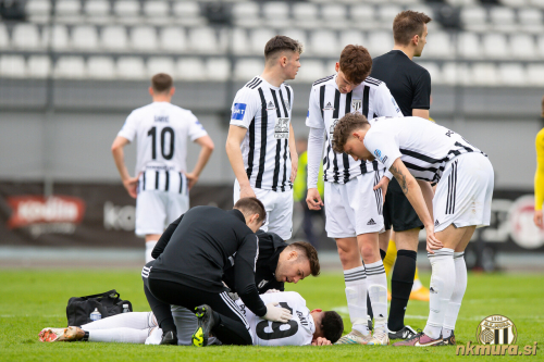 Poškodba Mirlinda Dakuja. Poškodba Mirlinda Dakuja.