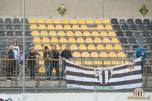 Navijači Mure v Sežani. Navijači Mure v Sežani.