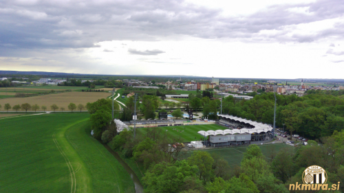 Pogled na stadion pred pričetkom tekme Mura : Bravo (29. april 2023). Pogled na stadion pred pričetkom tekme Mura : Bravo (29. april 2023).