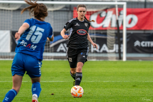 Igralka Radomelj Tajda Hlebec in murašica Kaja Horvat. Igralka Radomelj Tajda Hlebec in murašica Kaja Horvat.