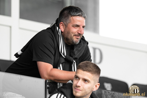 Športni direktor Denis Rajbar in pod njim Amar Beganović.