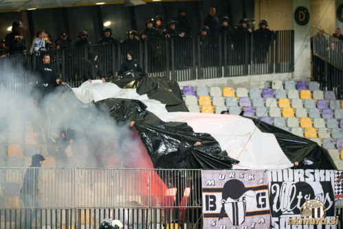 V Maribor so odšli tudi Black Gringosi. V Maribor so odšli tudi Black Gringosi.