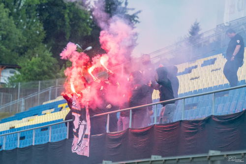 Murašice so bodrili tudi Black Gringosi. Murašice so bodrili tudi Black Gringosi.