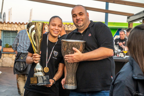 Silva Bomfim Thalita Ellen (levo). Silva Bomfim Thalita Ellen (levo).