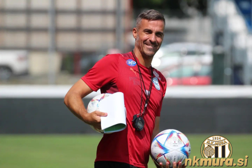 Mitja Mörec kot trener FAC Wien Mitja Mörec kot trener FAC Wien