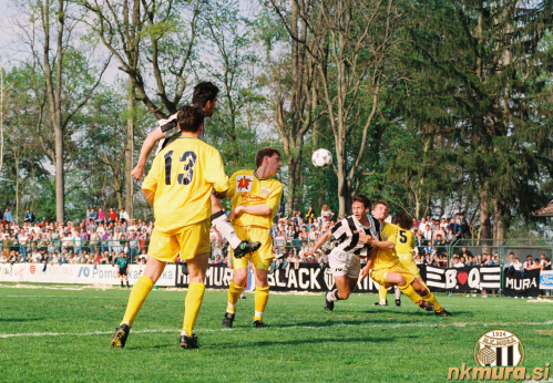 Prekmurski derbi med Muro in Beltinci, ki je bil odigran 28. aprila 1996. Prekmurski derbi med Muro in Beltinci, ki je bil odigran 28. aprila 1996.