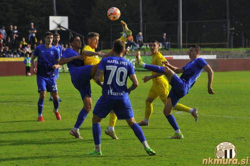 Drugoligaški prekmurski derbi med Beltinci in Nafto. Tekma je bila odigrana 16. oktobra 2022. Drugoligaški prekmurski derbi med Beltinci in Nafto. Tekma je bila odigrana 16. oktobra 2022.