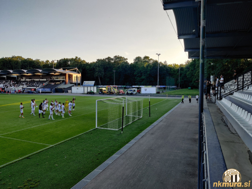 Prvi pozdrav navijačem v sezoni 2023/24. Prvi pozdrav navijačem v sezoni 2023/24.
