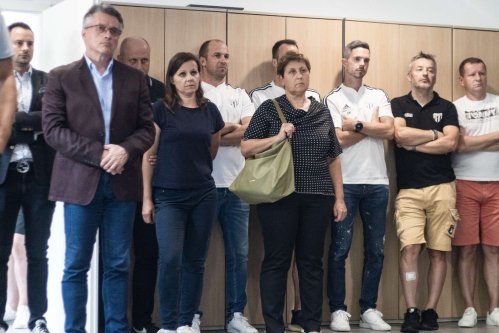 Zbrani na poslovni konferenci Mure. Zbrani na poslovni konferenci Mure.