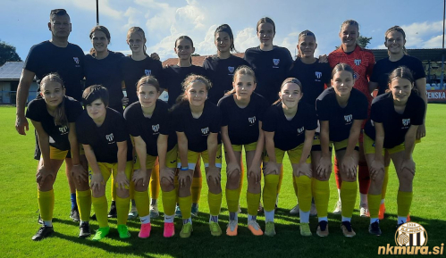 Kadetinje Mure proti članski ekipi WFC Drava (30. julij 2023). Stojijo od leve: Robert Berendijaš (trener), Asja Cvetkovič, Katinka Pevnik Skaza, Dominika Pušenjak, Rosemarie Kepe, Hana Serec, Lana Jakšič,Teja Truntič, Živa Rakovec. Čepijo od leve: Teja Duh, Kaja Kralj, Lana Šernek, Nuša Škrobar, Marij Branšperger, Lana Kavaš, Neža Hrga in Ana Marija Kršljin Stojič. Kadetinje Mure proti članski ekipi WFC Drava (30. julij 2023). Stojijo od leve: Robert Berendijaš (trener), Asja Cvetkovič, Katinka Pevnik Skaza, Dominika Pušenjak, Rosemarie Kepe, Hana Serec, Lana Jakšič,Teja Truntič, Živa Rakovec. Čepijo od leve: Teja Duh, Kaja Kralj, Lana Šernek, Nuša Škrobar, Marij Branšperger, Lana Kavaš, Neža Hrga in Ana Marija Kršljin Stojič.